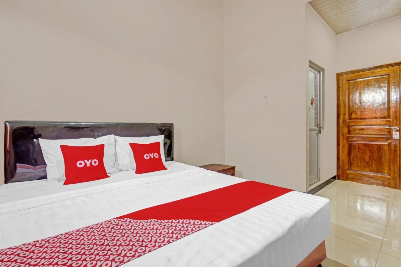 Oyo 90796 Hotel Mulya Indah Tambakmulya ภายนอก รูปภาพ